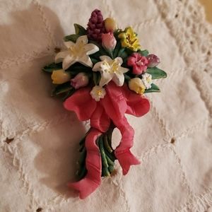 🦩Vintage 80s Bouquet Pin/Brooch🦩